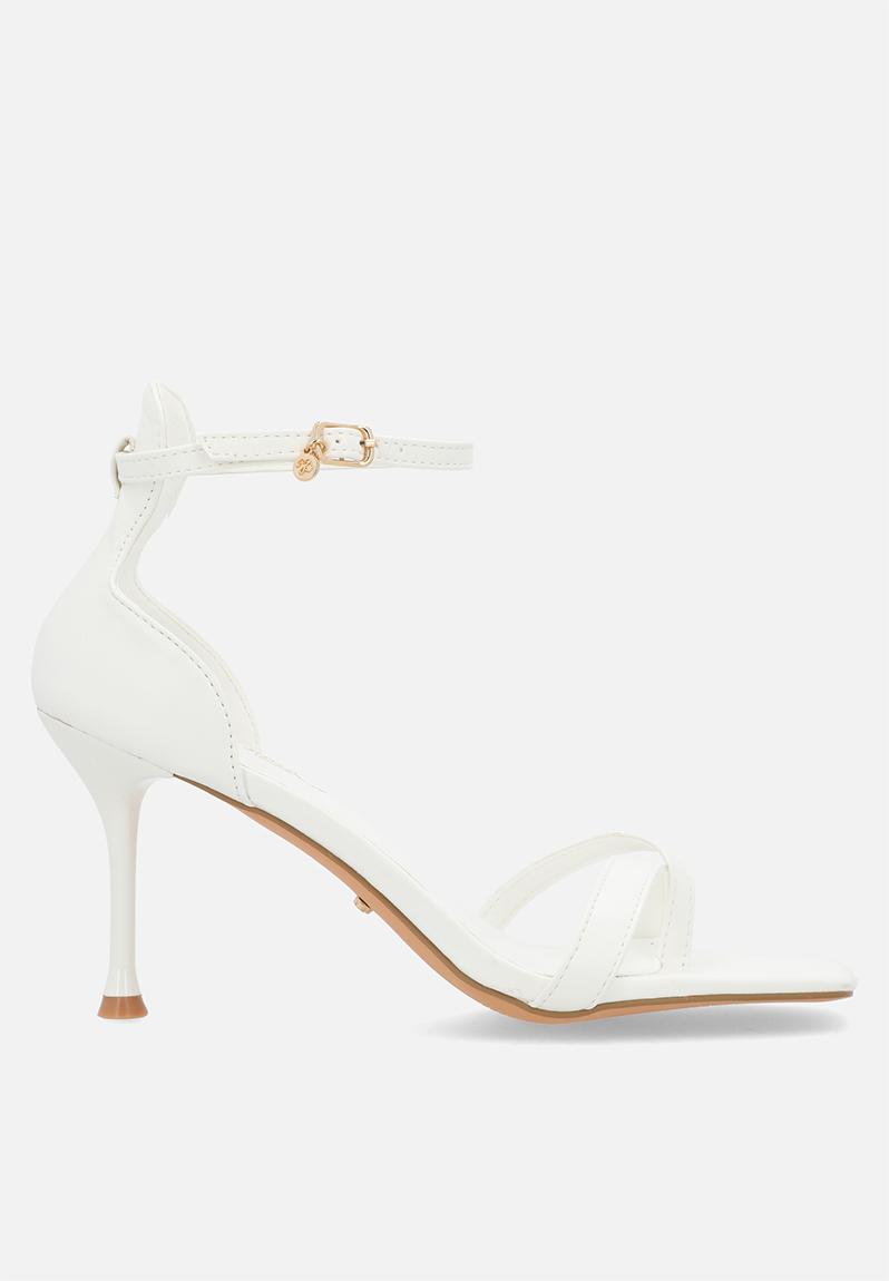 Chanel 4 toe-loop heel - white