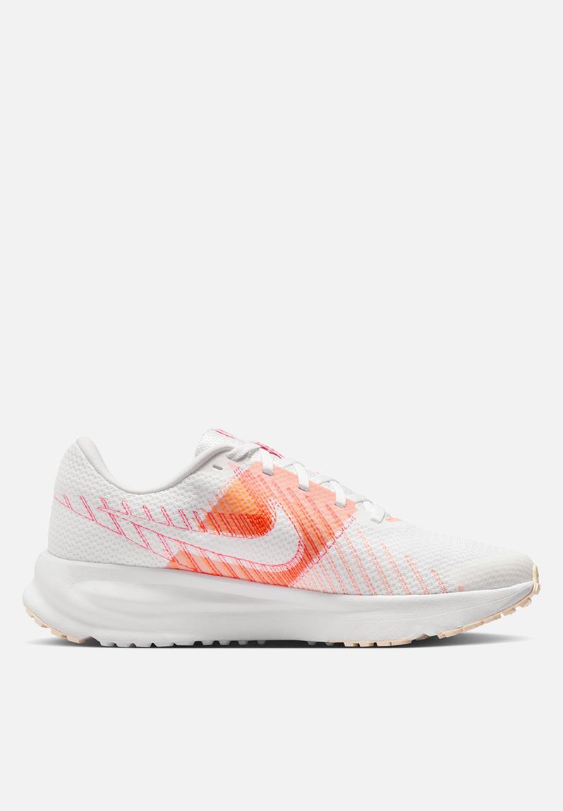 Nike Run Defy - WHITE/HOT LAVA-ORANGE PULSE-CHALK