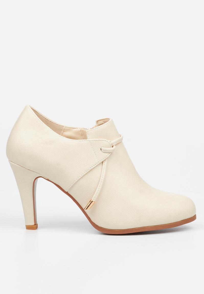 NAOT　DANIELA　White　37 Daniela 1 boot - beige