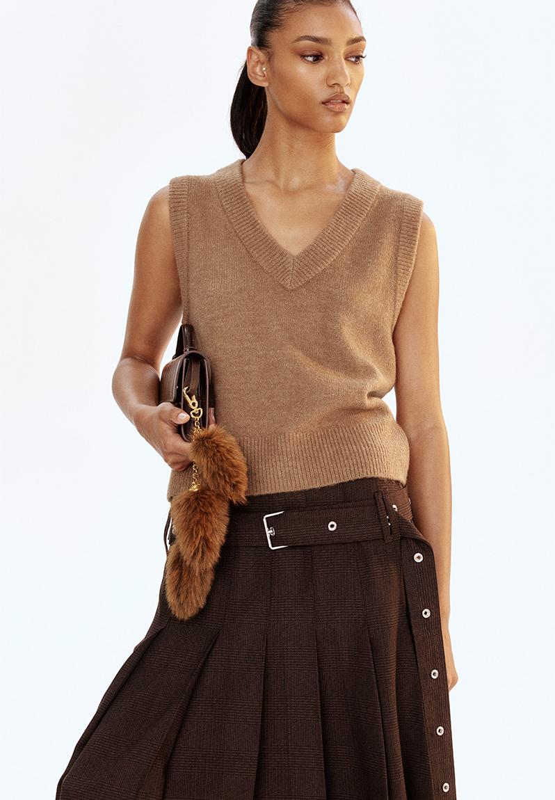 Short sweater vest - dark beige - 1300300003