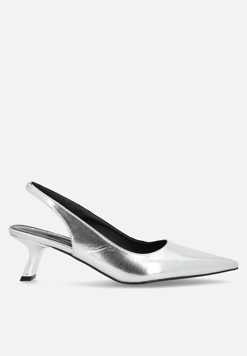 Letisha closed toe comma heel slingback - silver