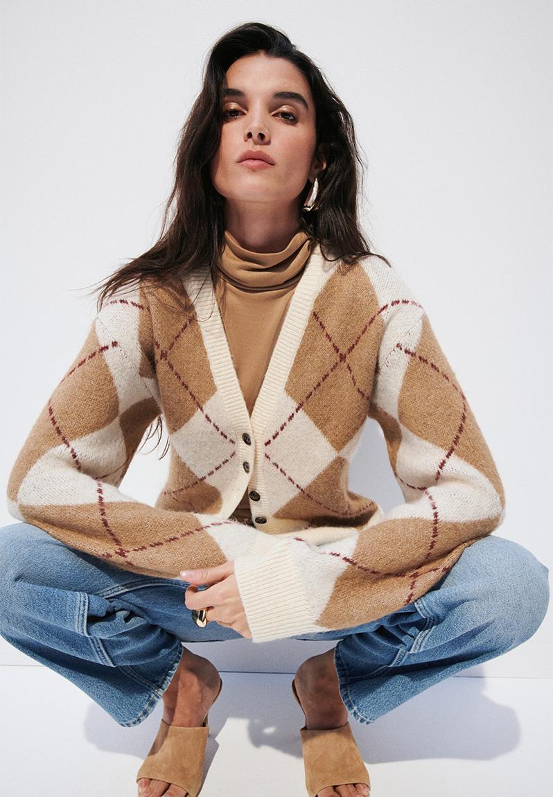 Jacquard-knit cardigan - light beige/argyle pattern - 1336802001