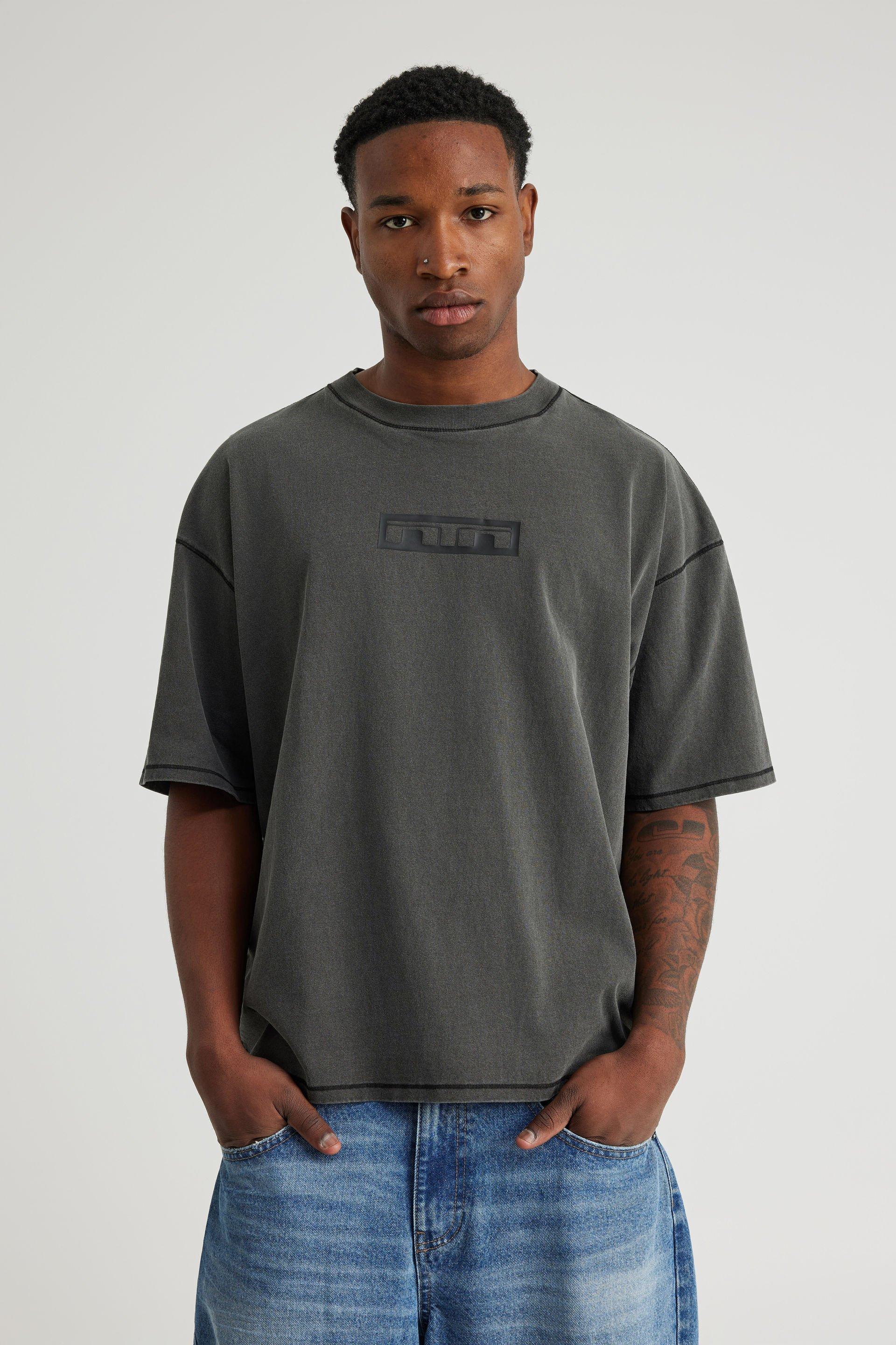 Notion Vintage Graphic Tshirt - Ntn Washed Black/Logo Panelling