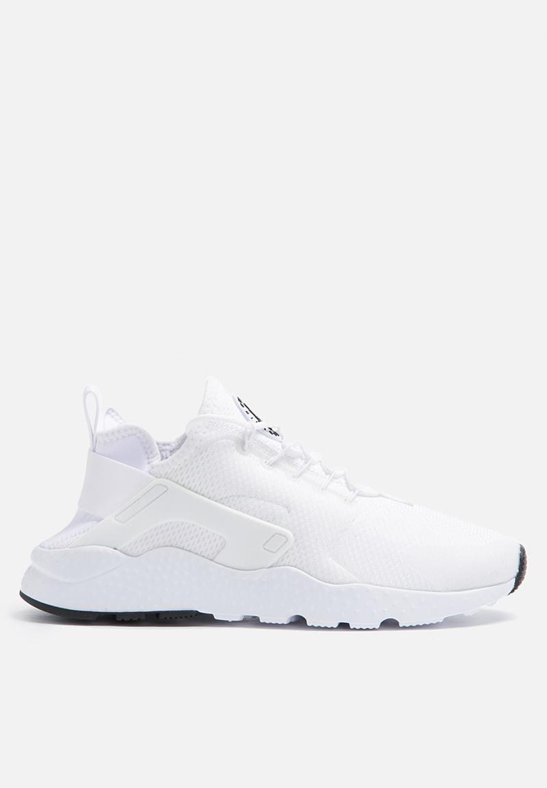 Air huarache run ultra sneaker on sale