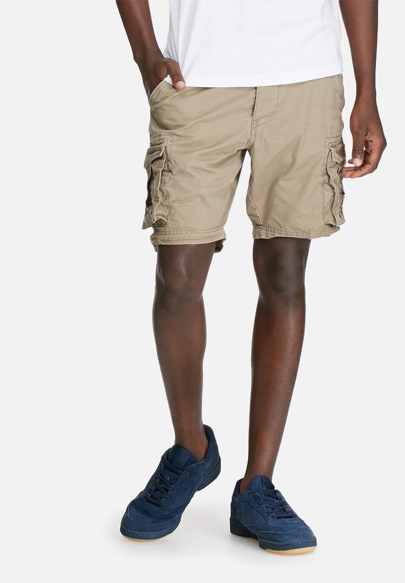 Jim cargo shorts - greige Selected Homme Shorts | Superbalist.com
