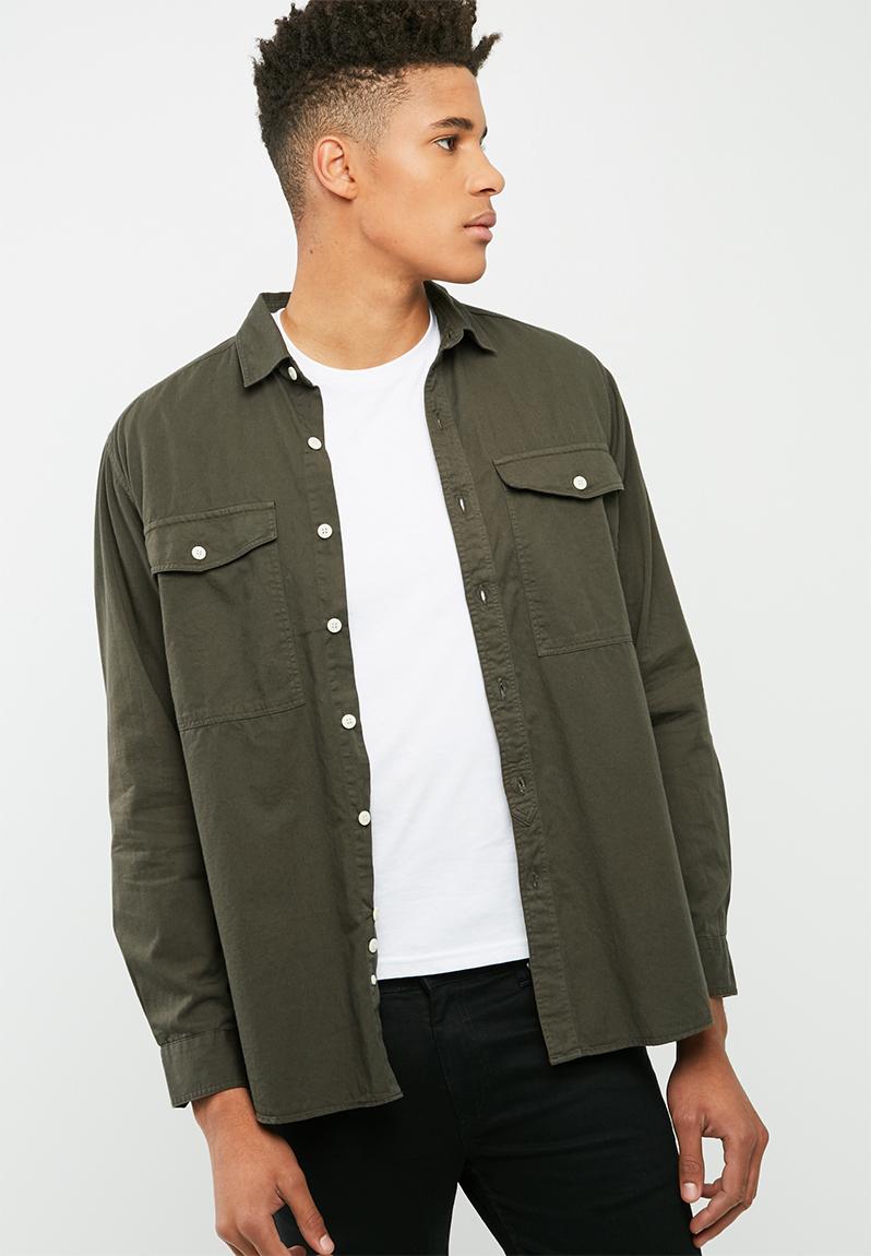 Military overshirt with double vee pockets and flaps/ fatigue ...