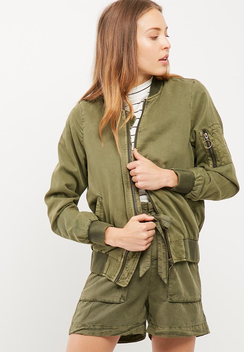 Zoe tencel bomber jacket - Ivy green Vero Moda Jackets | Superbalist.com