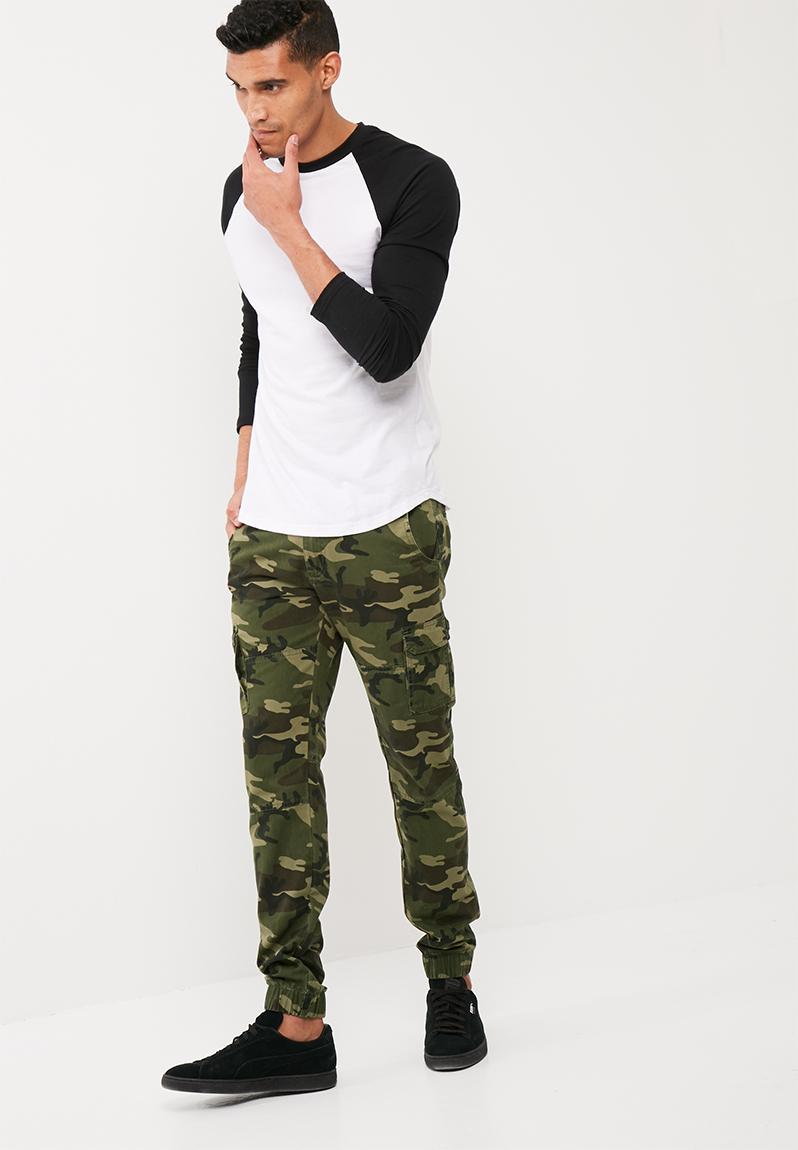 camo cargo jogger pants