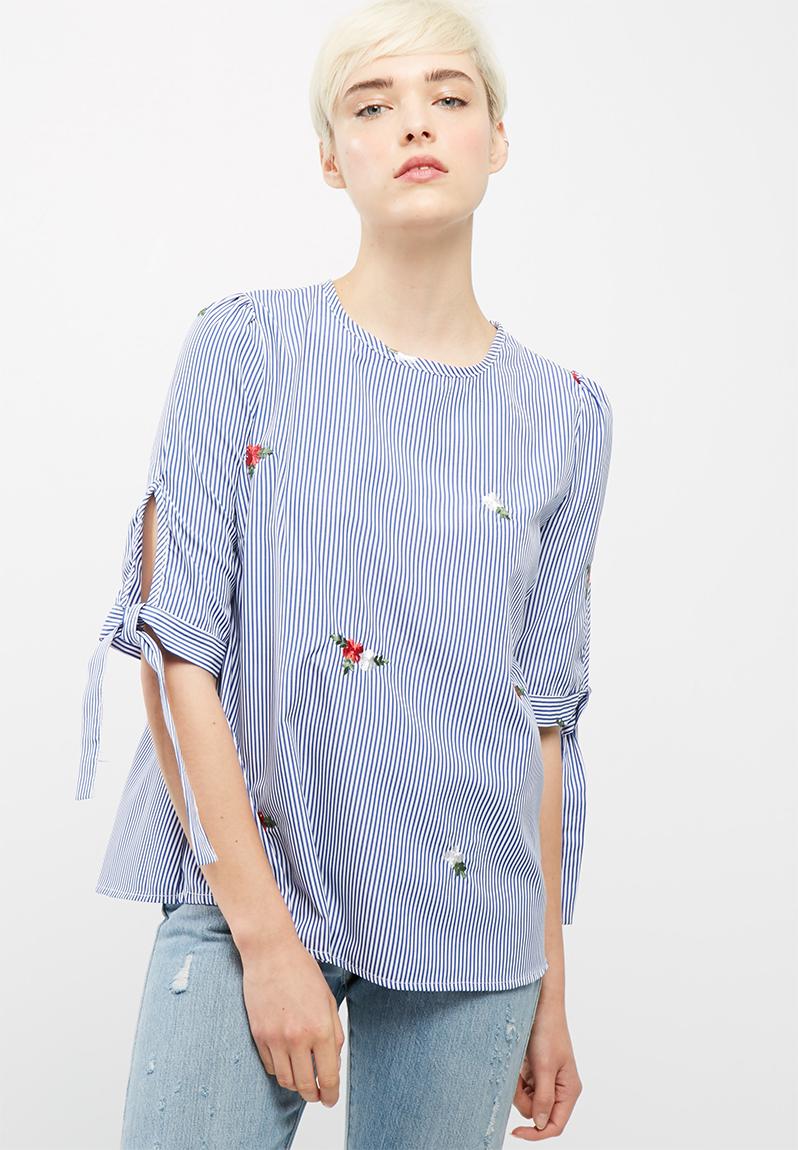 BLUE STRIPED POPLIN RUFFLE SLEEVE RAGLAN BLOUSE