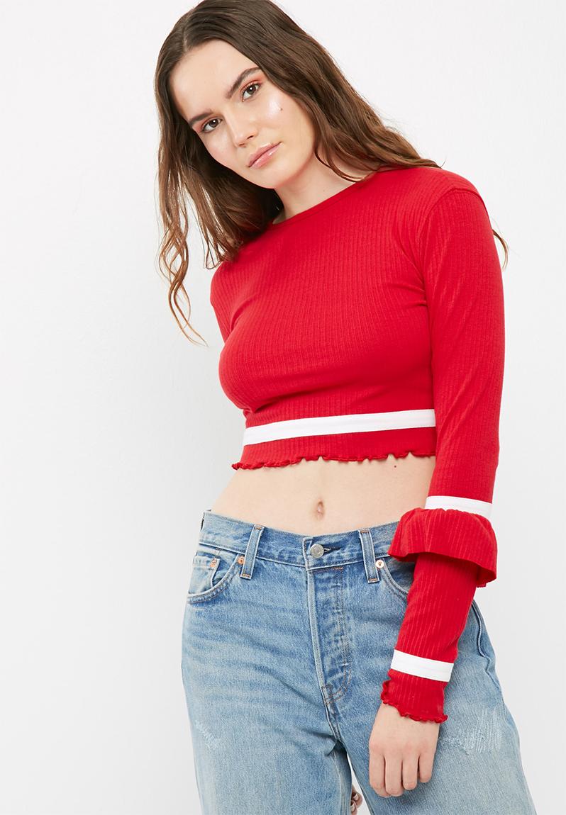 Crop top with white trim - red Missguided T-Shirts, Vests & Camis ...