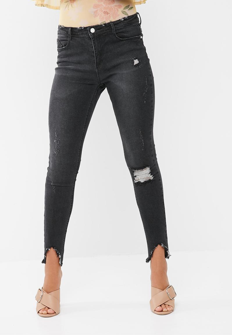 Anarchy mid rise step hem skinny jeans - black Missguided Jeans ...