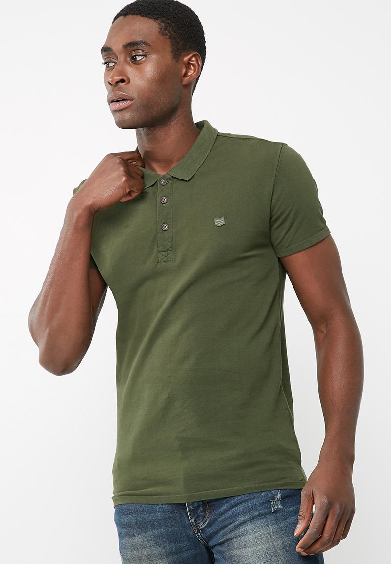 Basic pique golfer with rib collar and felt badge - olive S.P.C.C. T ...