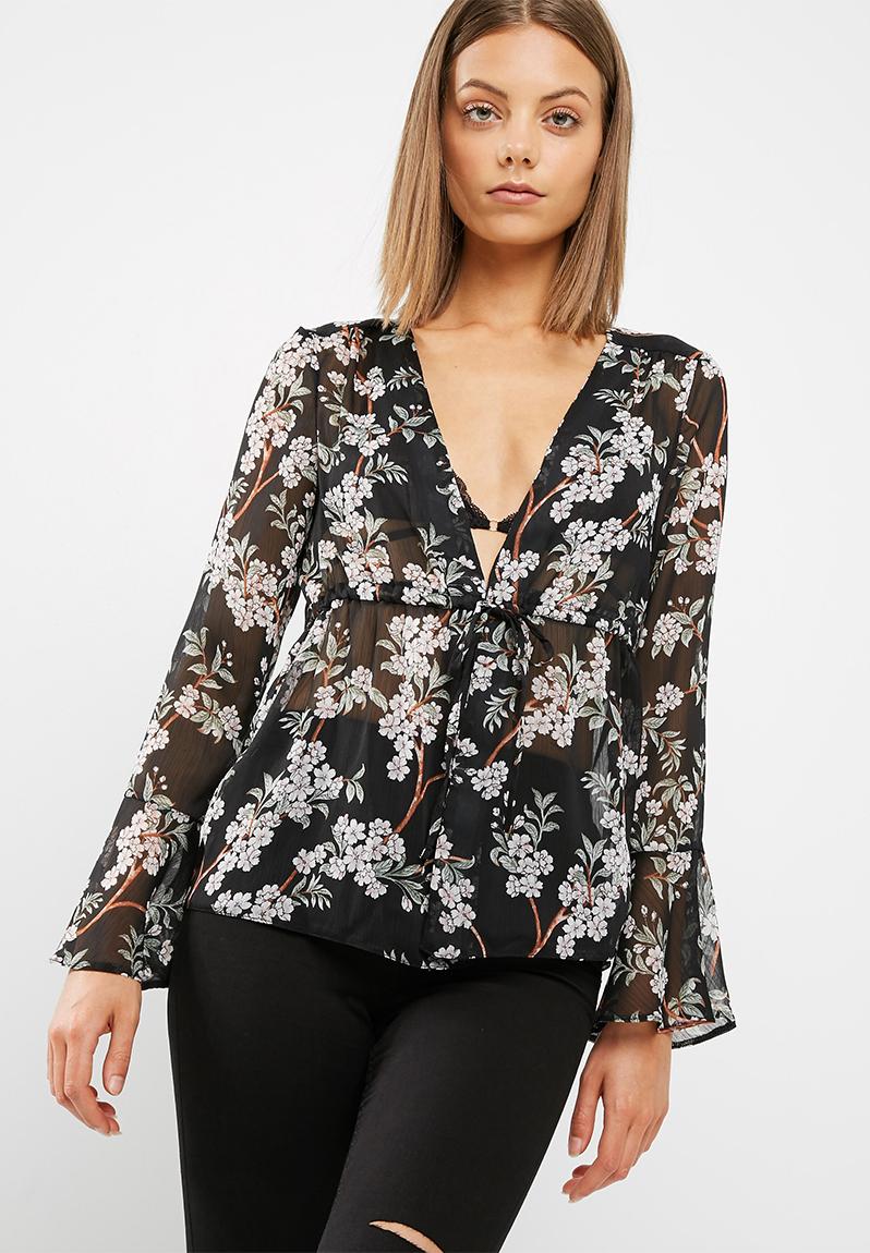 Channel front mesh blouse - black print New Look Blouses | Superbalist.com