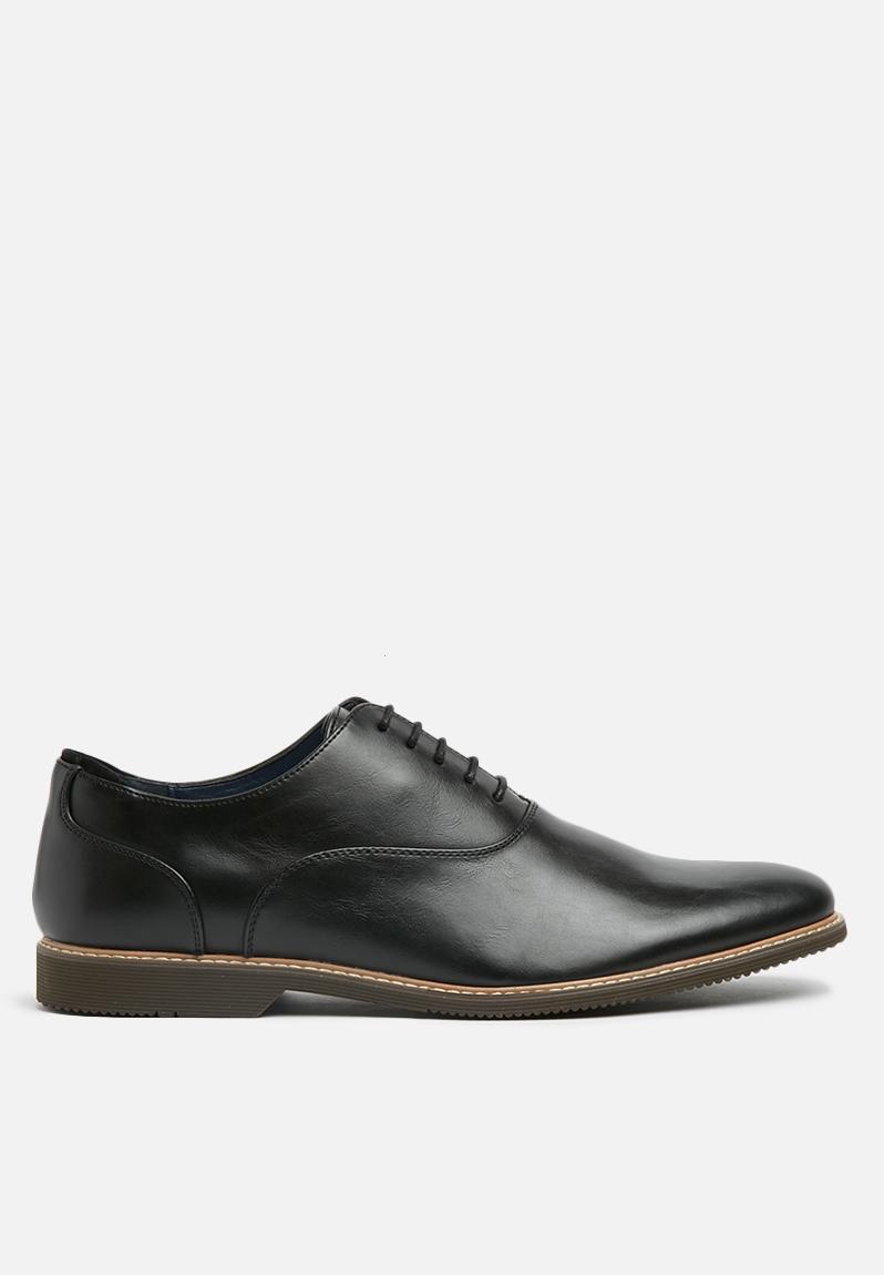 Nunan Black Steve Madden Formal Shoes Superbalist Com