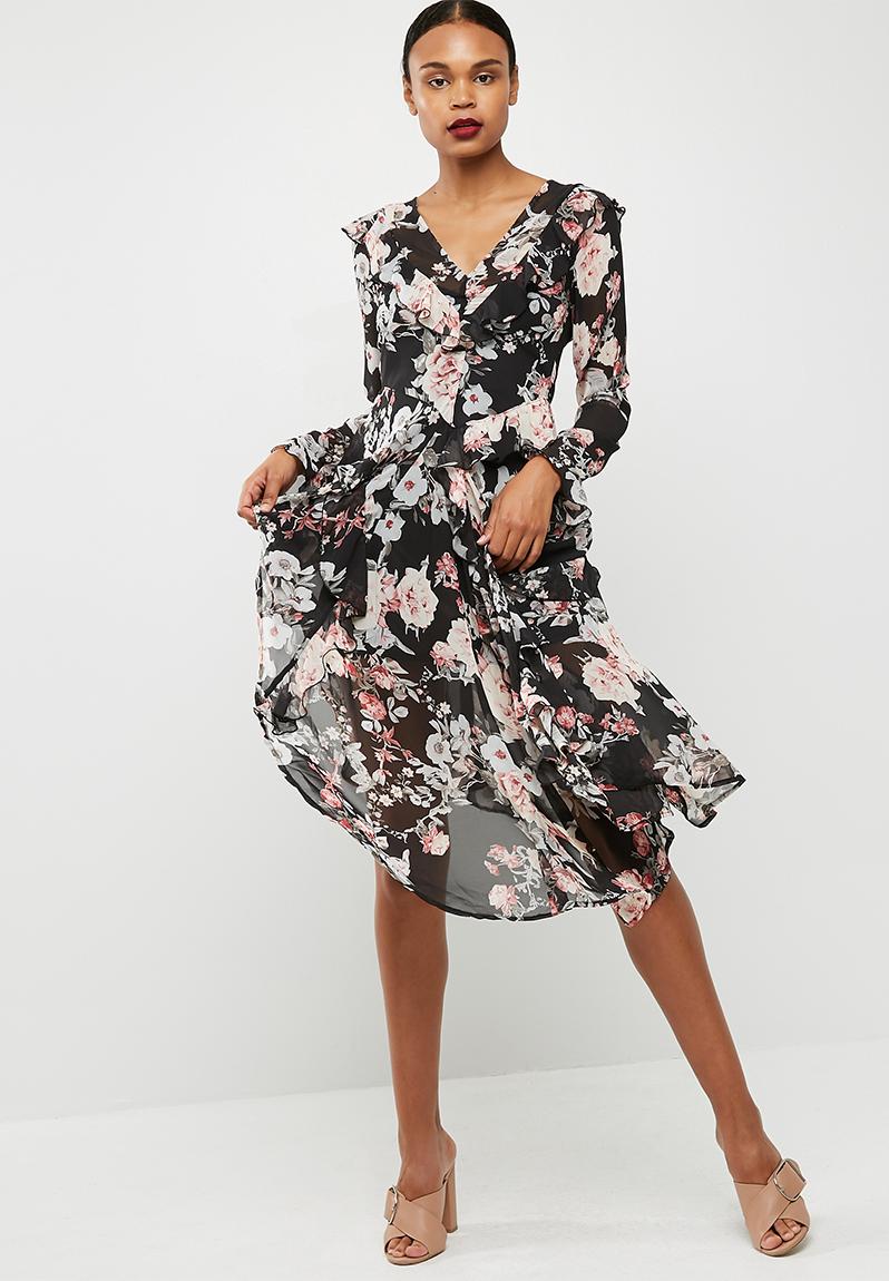 Chiffon floral long sleeve midi dress - Black Missguided Occasion ...