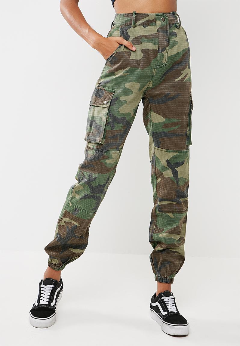 Camo printed cargo pants - Green Missguided Trousers | Superbalist.com