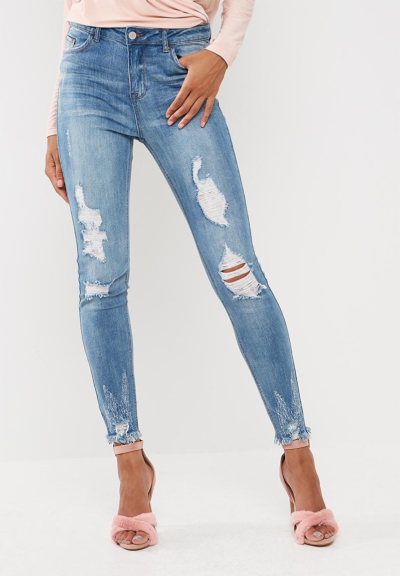 Anarchy mid rise chewed hem skinny - Blue Missguided Jeans ...