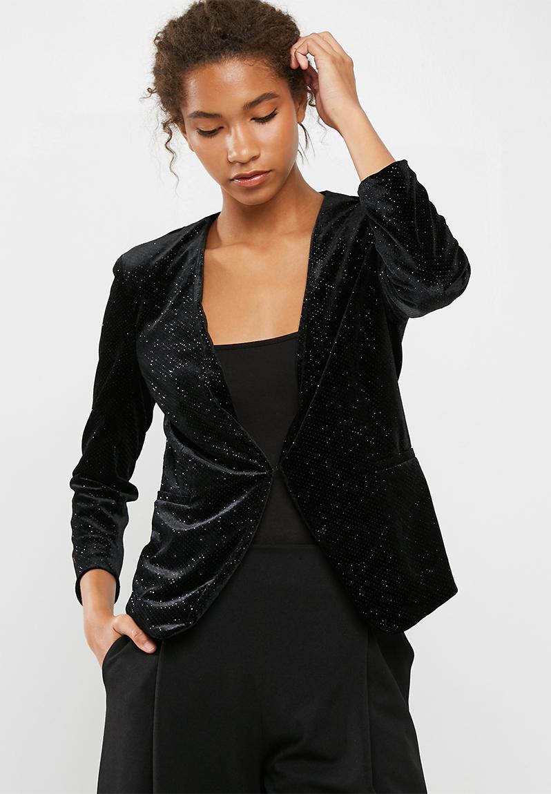 Chanette velvet blazer - Black ONLY Jackets | Superbalist.com
