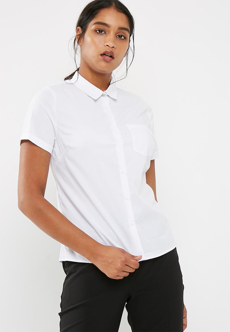 Short sleeve work shirt - white New Look Shirts | Superbalist.com
