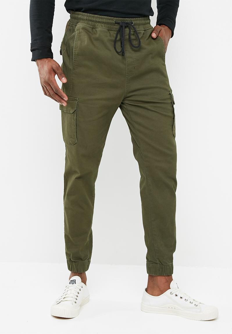 Rango cuffed jogger - Green basicthread Pants & Chinos | Superbalist.com