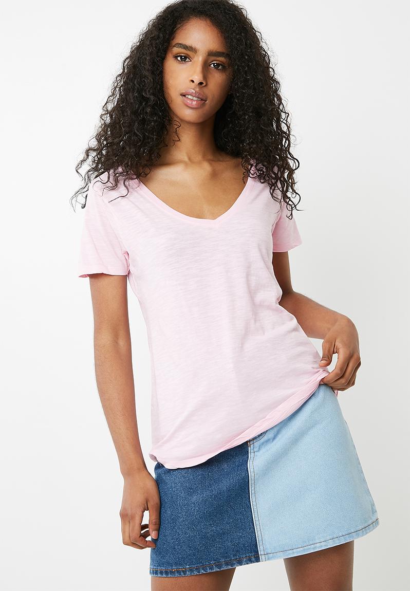 washed pink shirt