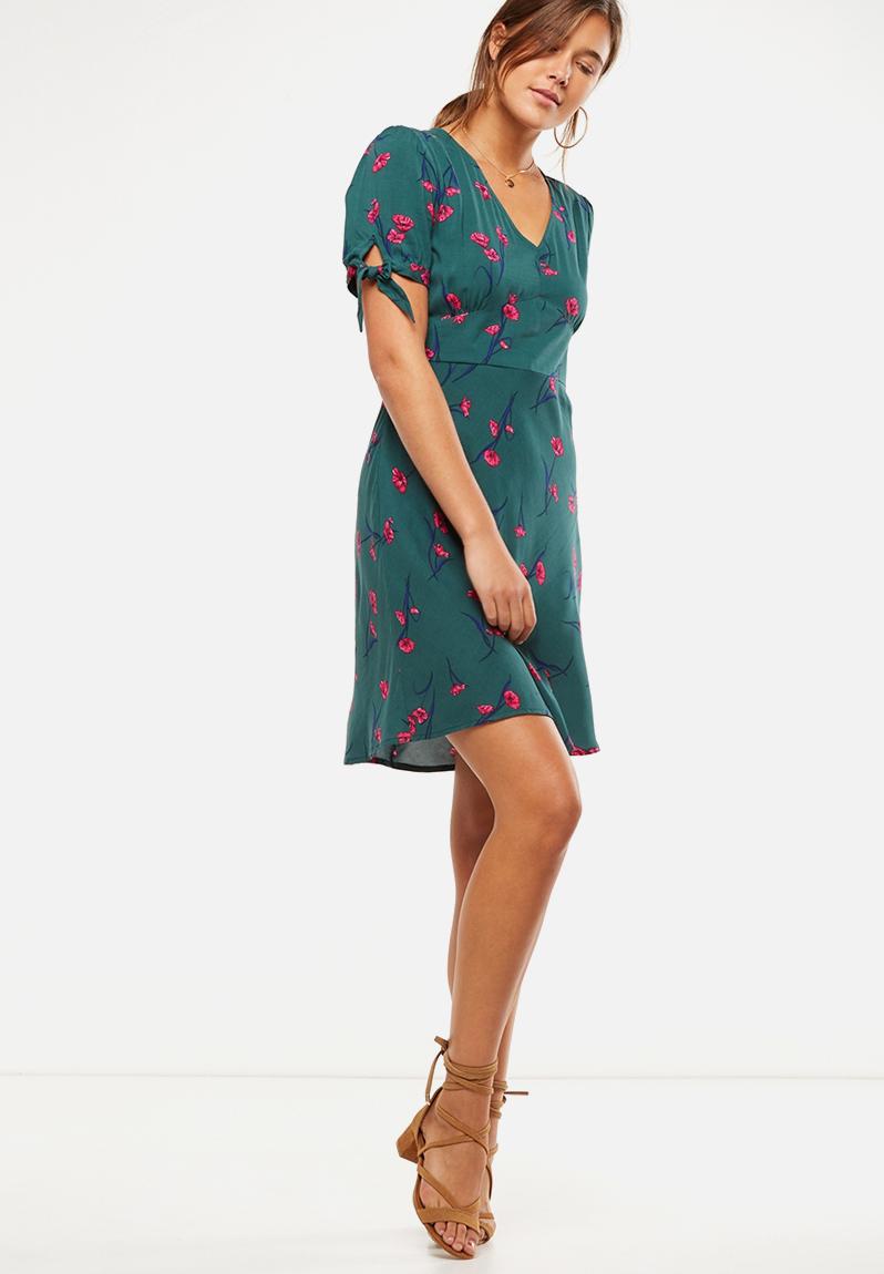 Short Sleeve Tea Dress -Isabelle Floral Trekking Green Cotton On Casual ...