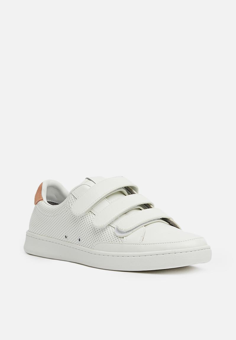 aldo armanti white