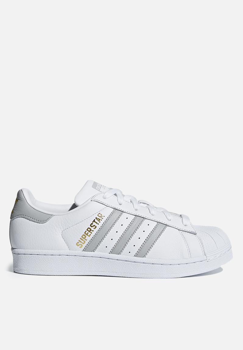 adidas Originals Superstar W - Ftwr White / Grey Two / Ftwr White ...