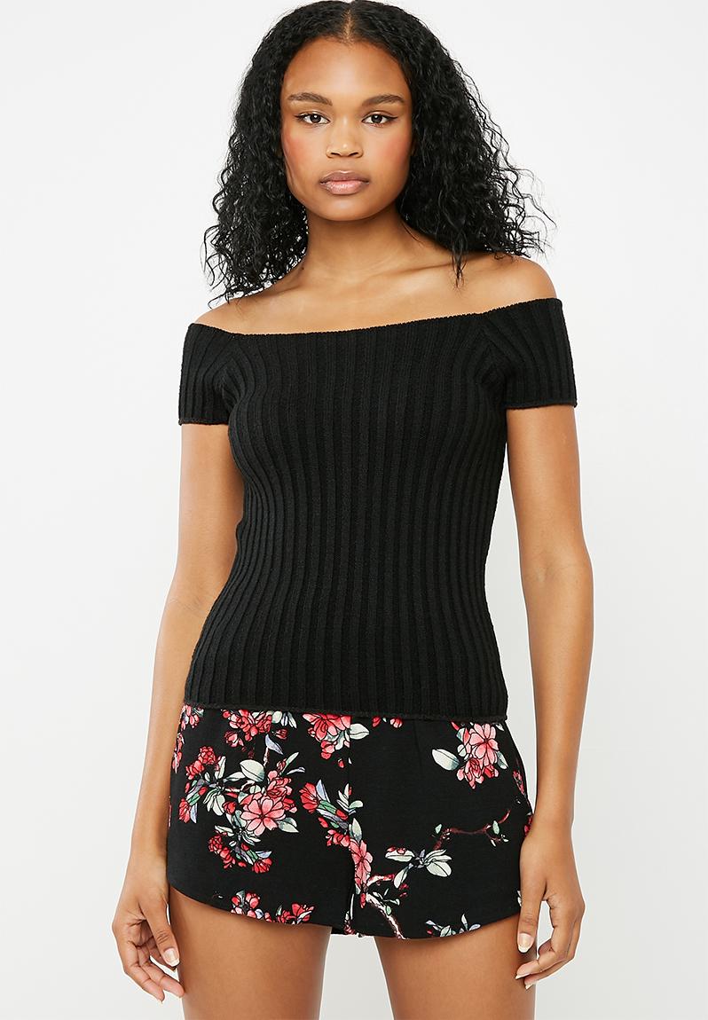 Fitted off the shoulder knit top Black Superbalist Knitwear