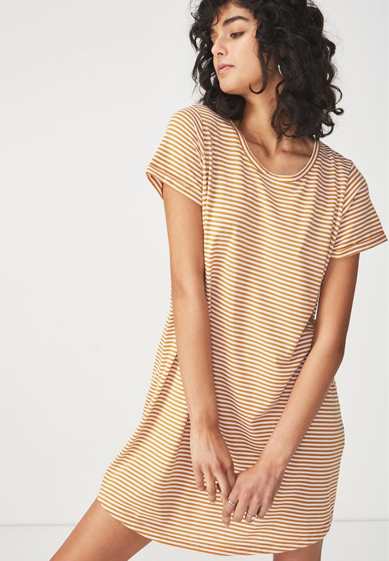 tina t shirt dress