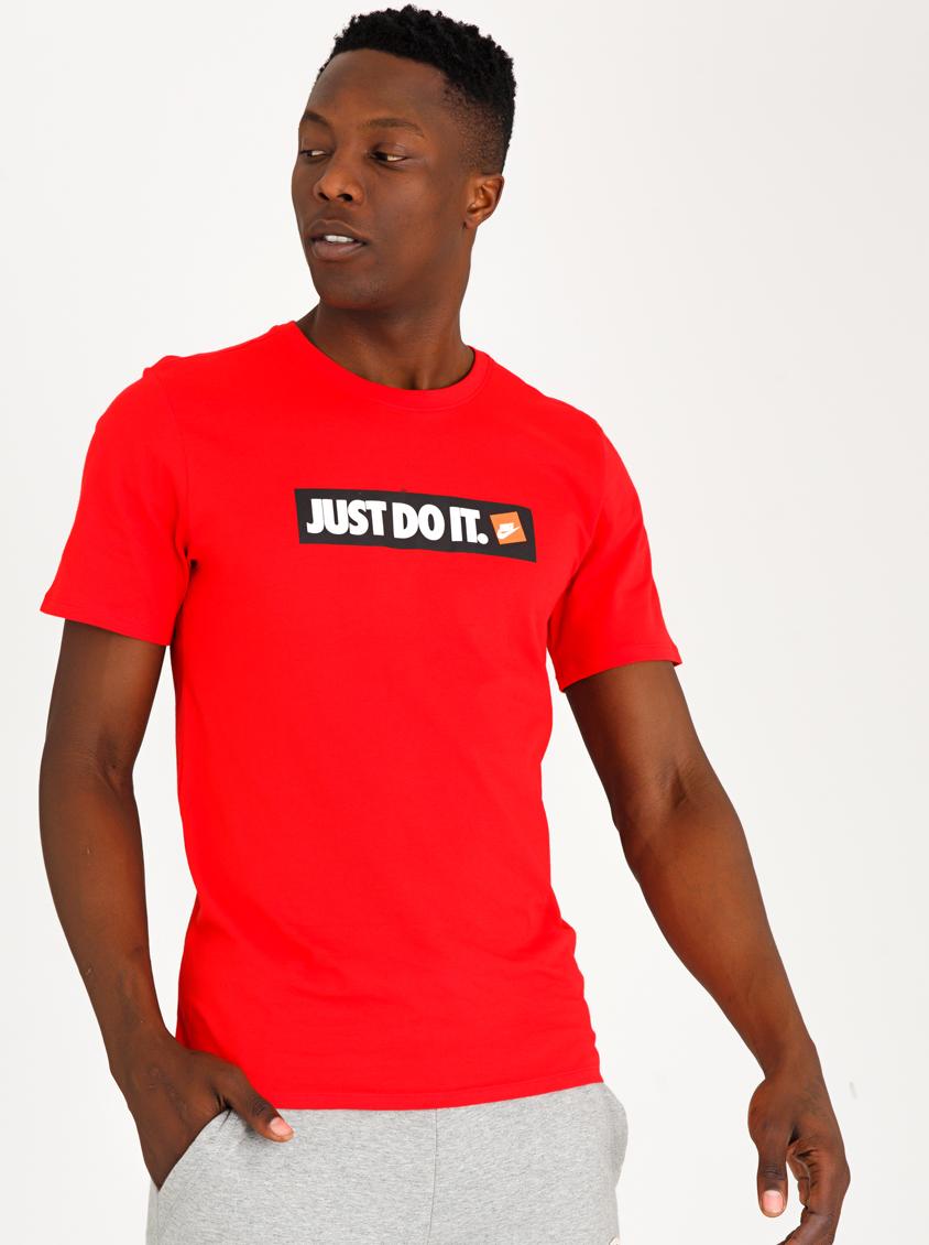 Nike Sportswear T-Shirt Red Nike T-Shirts & Vests ...