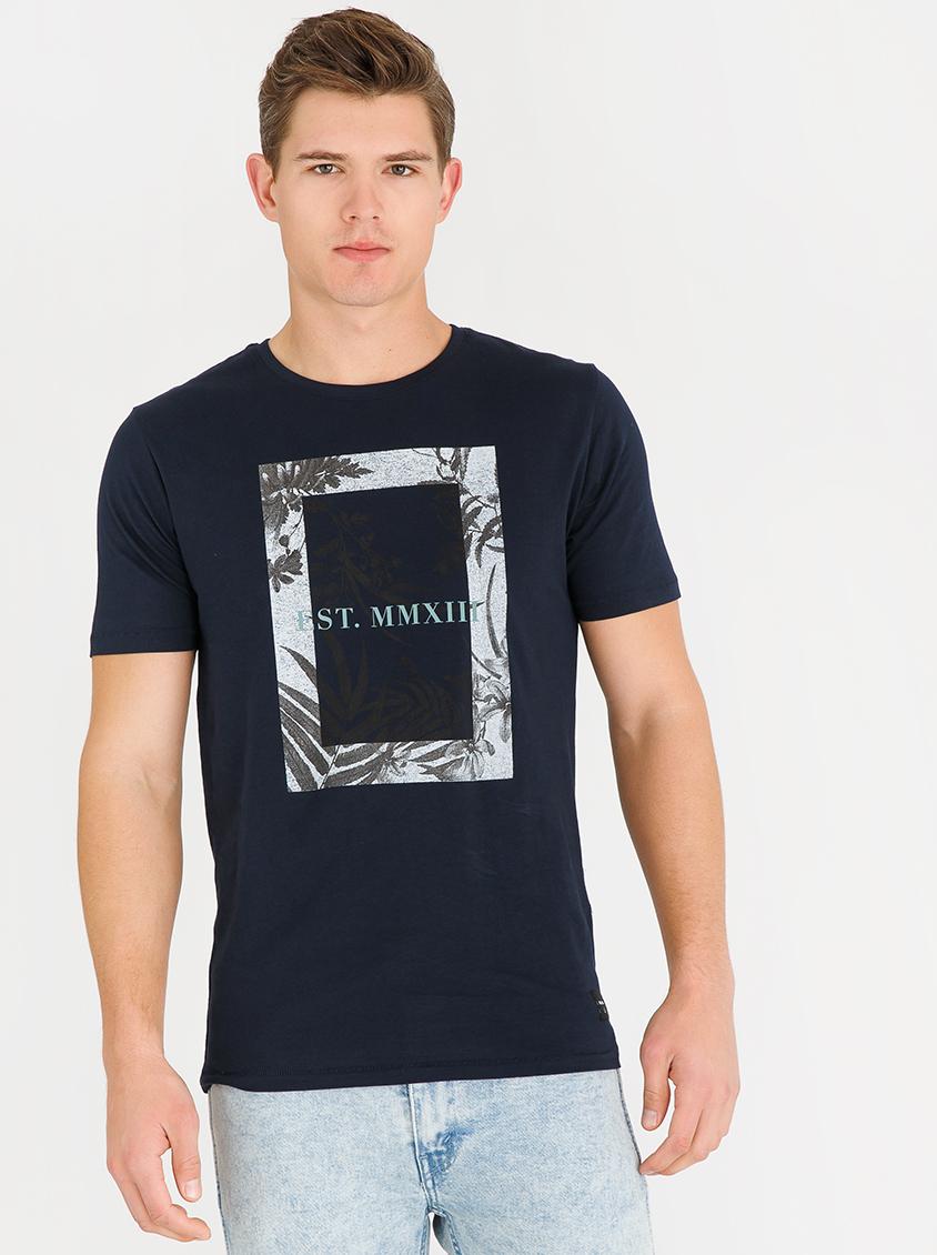 Crew Neck Tee Navy Only & Sons T-Shirts & Vests | Superbalist.com