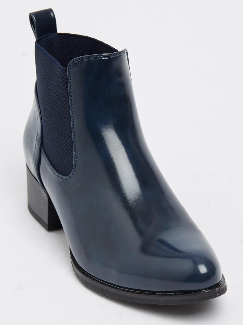 basic chelsea boots