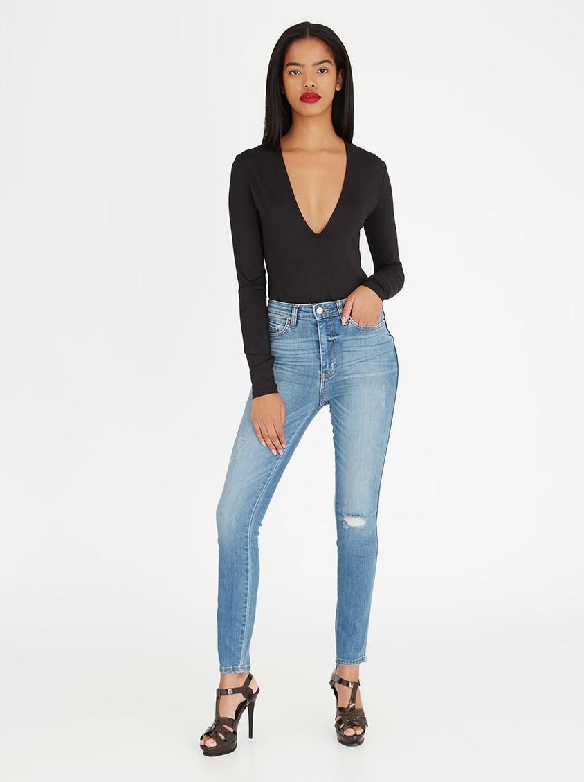 nike leggings with nike on thigh