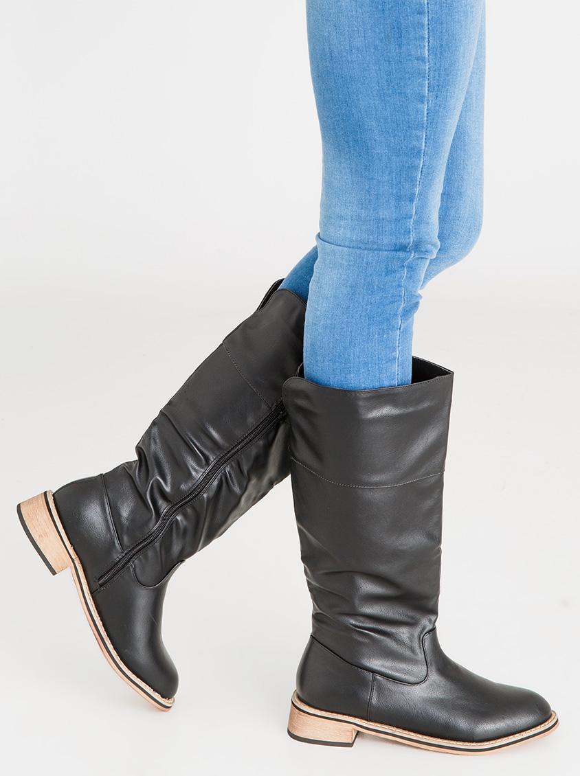 boots knee length