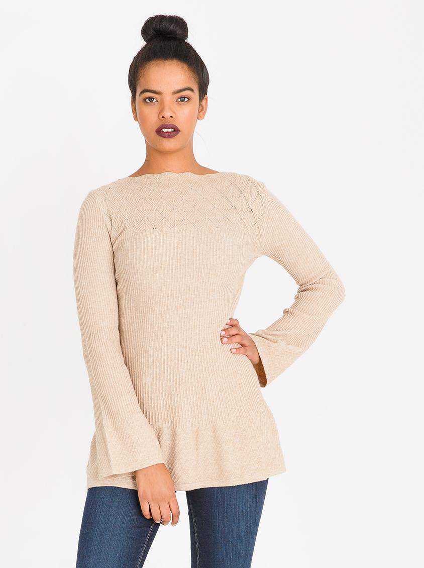 cream nike jumper womens