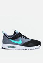 nike air max tavas essential