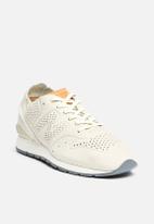 new balance mrl996dw