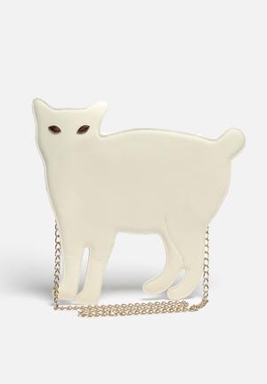 Feline w Chain Strap 