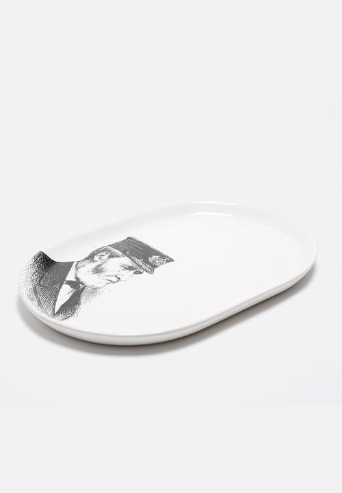 Studio No. 19 - Captain Platter