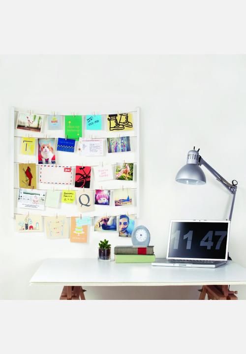 Umbra - Hangit photo display