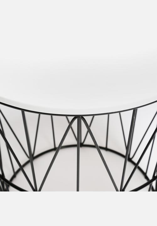 Sixth Floor - Monochrome Table