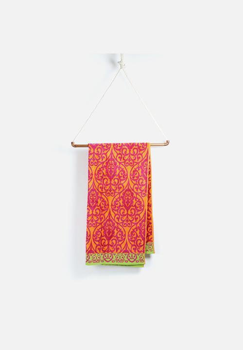 Superbalist Towels - Paisley Towel 