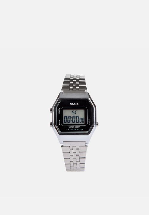 Illuminator Digital Wrist Watch