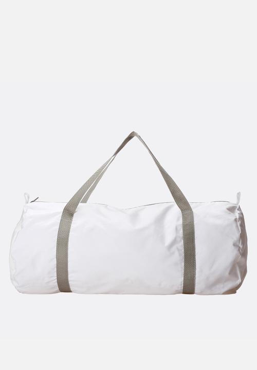 american apparel duffle bag