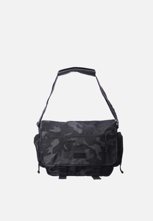 eastpak stanley