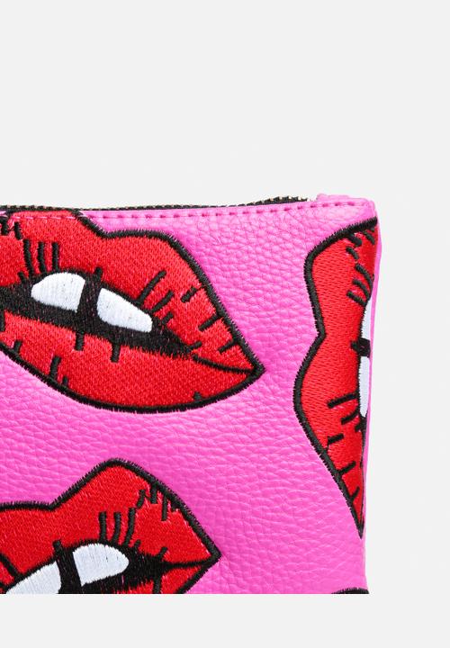 Skinnydip - Lips Clutch 