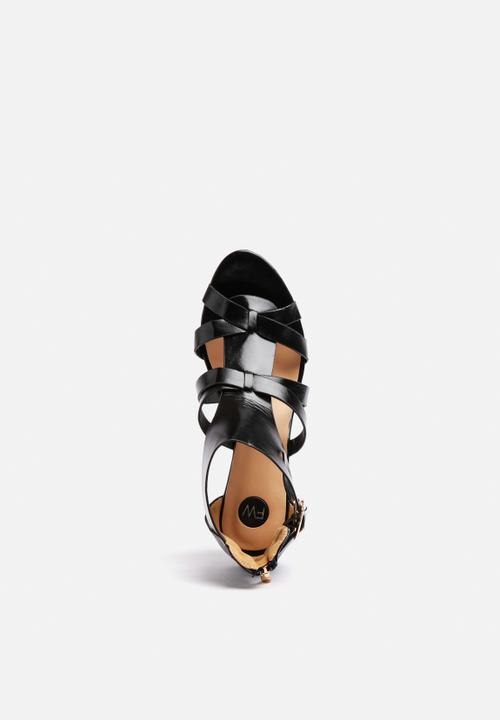 Footwork - Natalie