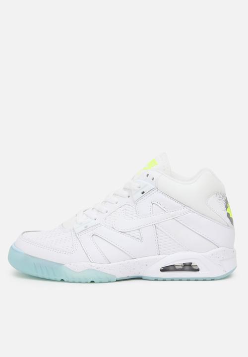 Nike - Air Tech Challenge III