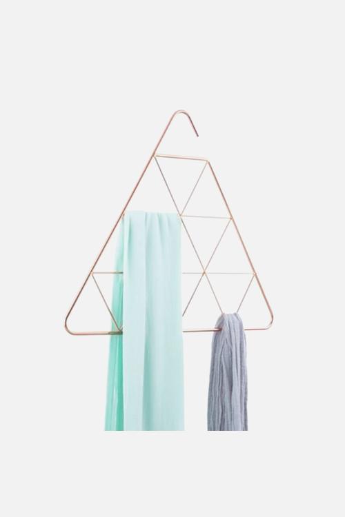 Pendant scarf hanger triangle